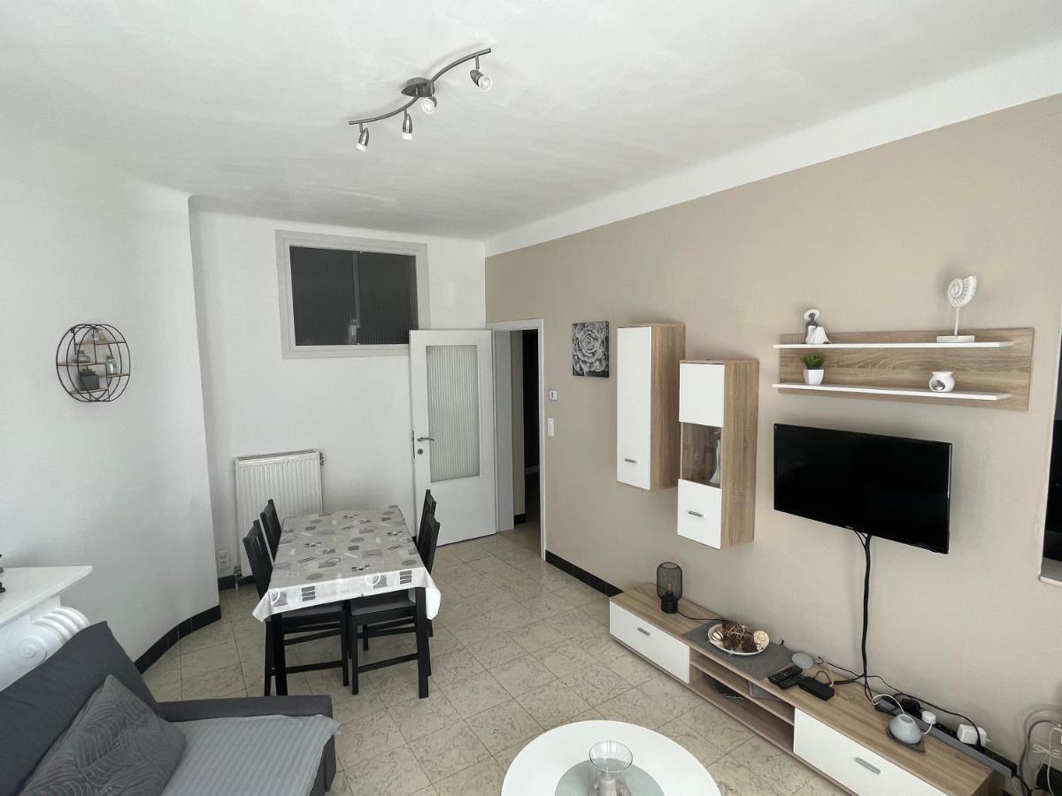 Appartement Le Royal. De Panne Exterior foto